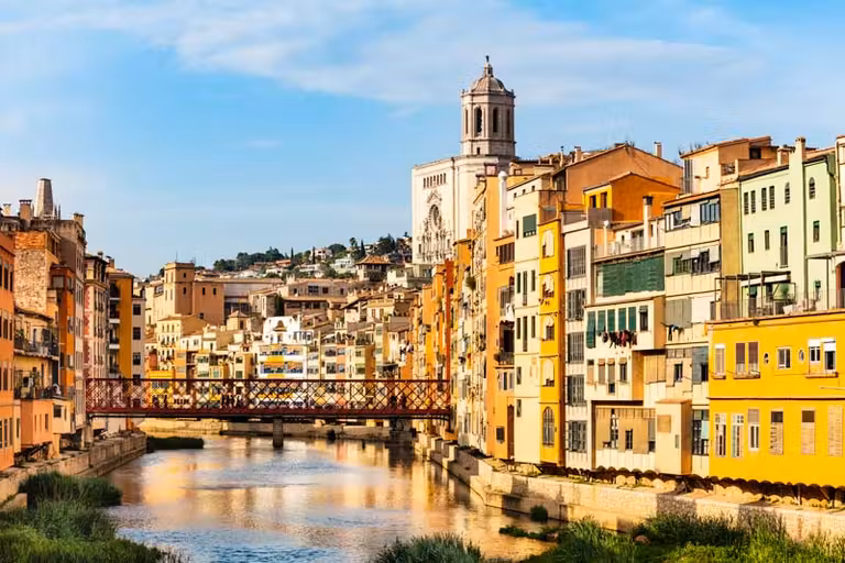casa de colores en Girona capital