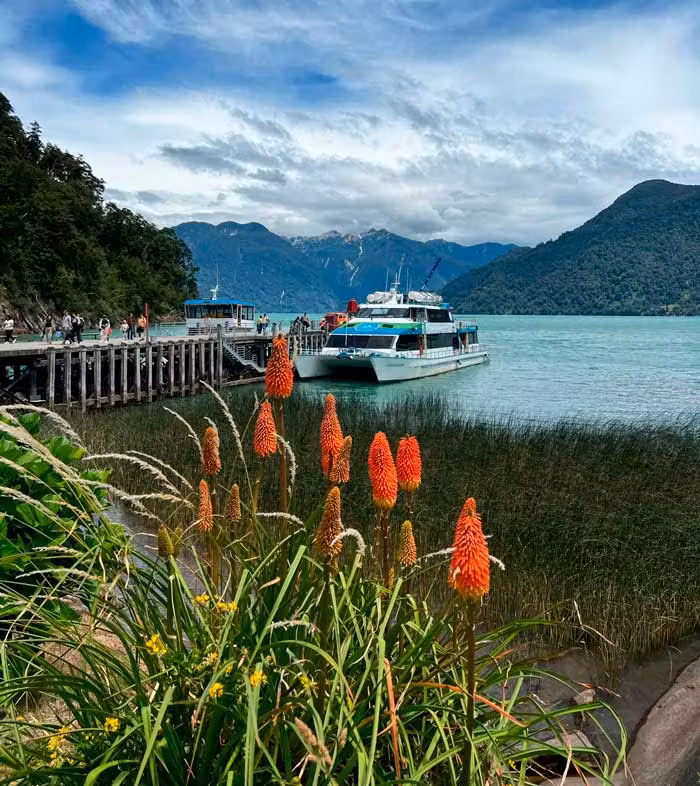 Barco para realizar el Cruce Andino.