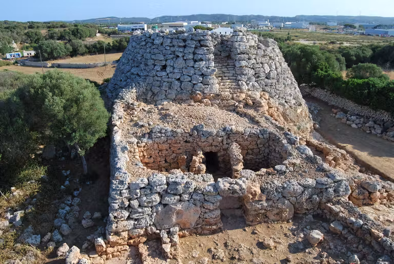 Poblado talayótico de Cornia Nou. © Turismo de Menorca
