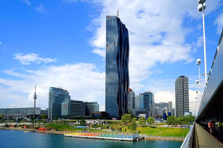 Rascacielos para ver en un viaje a Viena con amigas