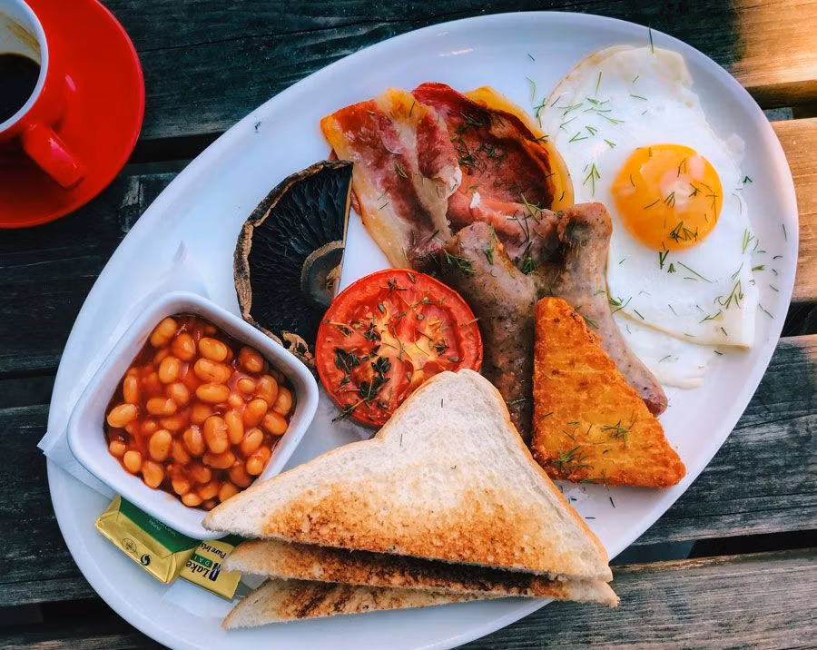 desayuno uno de los platos britanicos tradicionales