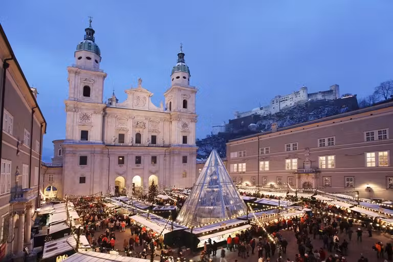 Mercadillo de Navidad en la plaza de la catedral
