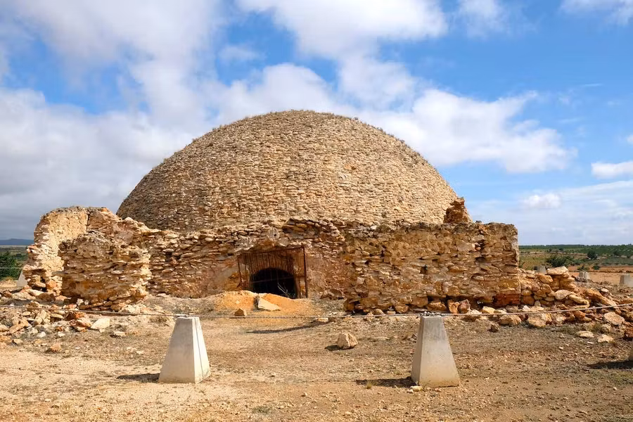 Pocico de la nieve, en Alpera.