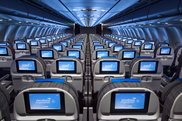 Cabina de Aerolíneas Argentinas.