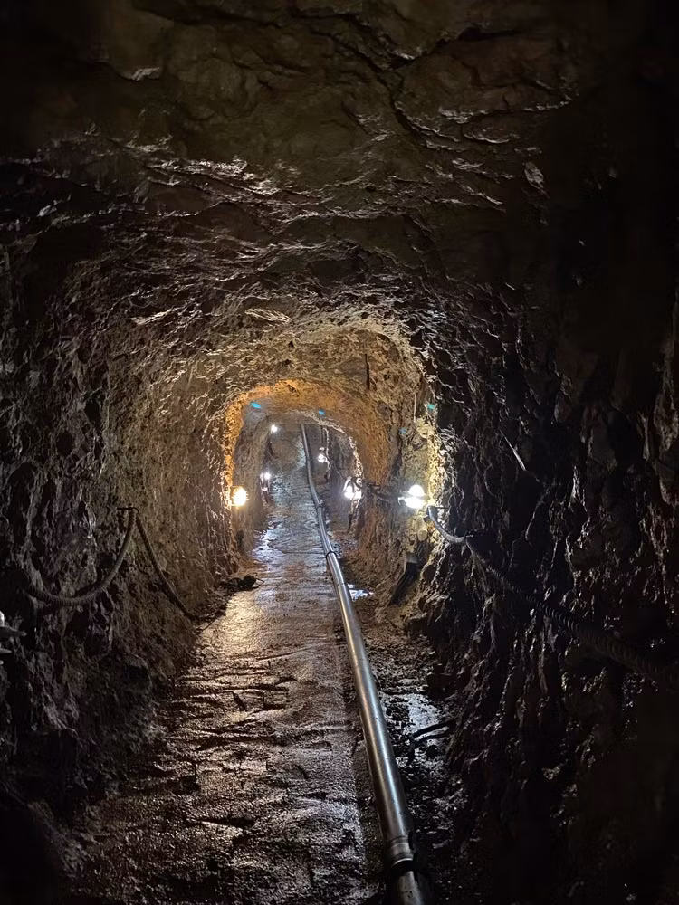 Galería de la mina Esperanza, en Olmos de Atapuerca, parte de la ruta del Burgos subterráneo..