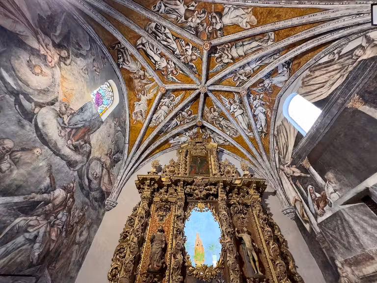 Frescos de la ermita de la Virgen del Monte.