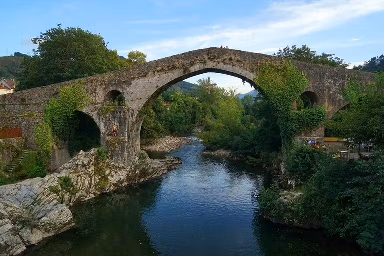asturias en coche cangas de onis