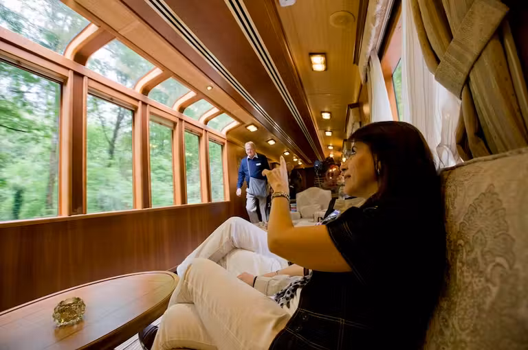 Por qué merece la pena viajar en El Transcantábrico