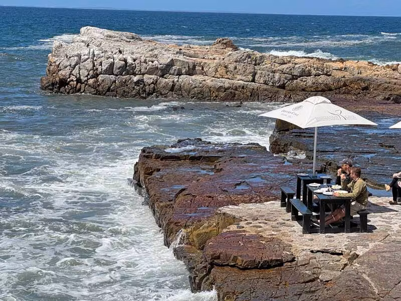 Bar-restaurante Bientangs.