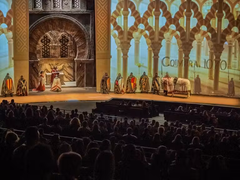 Escena de El último cantar, en Puy du Fou