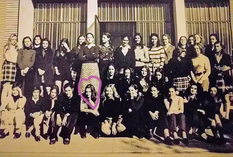 manena munar, periodista etheria magazine