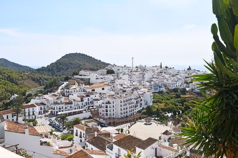 Vista de Frigiliana desde sus miradores.
