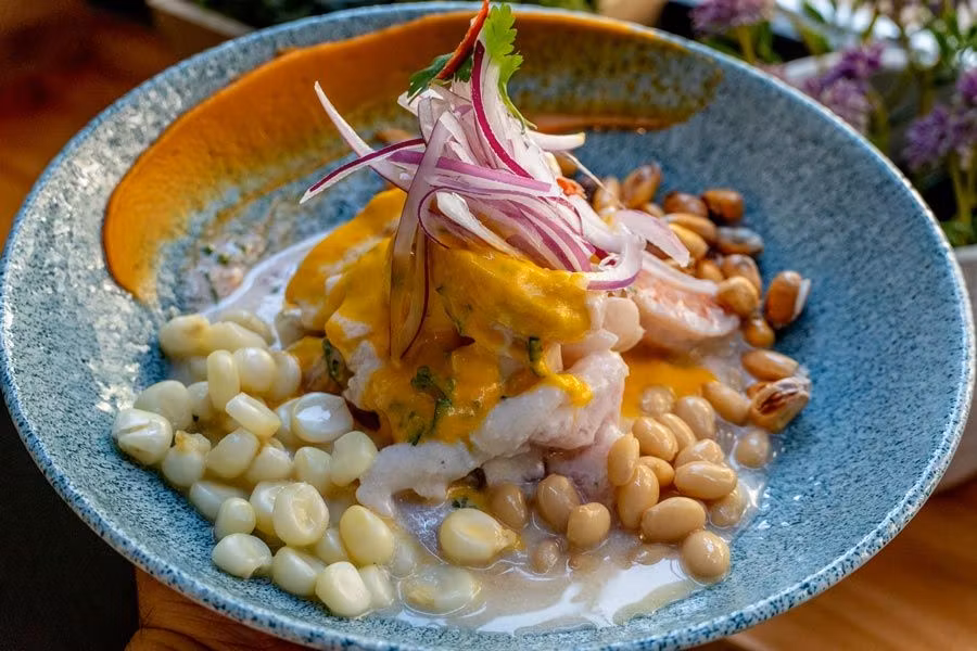 cebiche de piscomar uno de los restaurantes peruanos en Madrid