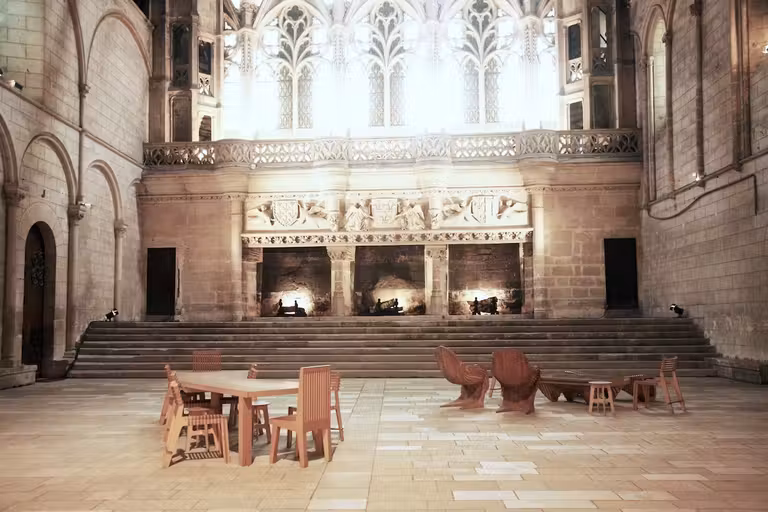 Sala de los Pasos Perdidos, antiguo salón de encuentros culturales de Leonor de Aquitania.