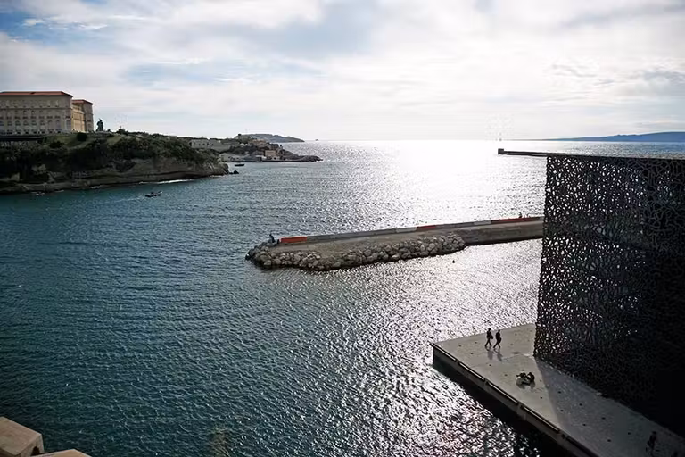 Ver el atardecer desde el MuCEM es una experiencia inolvidable.