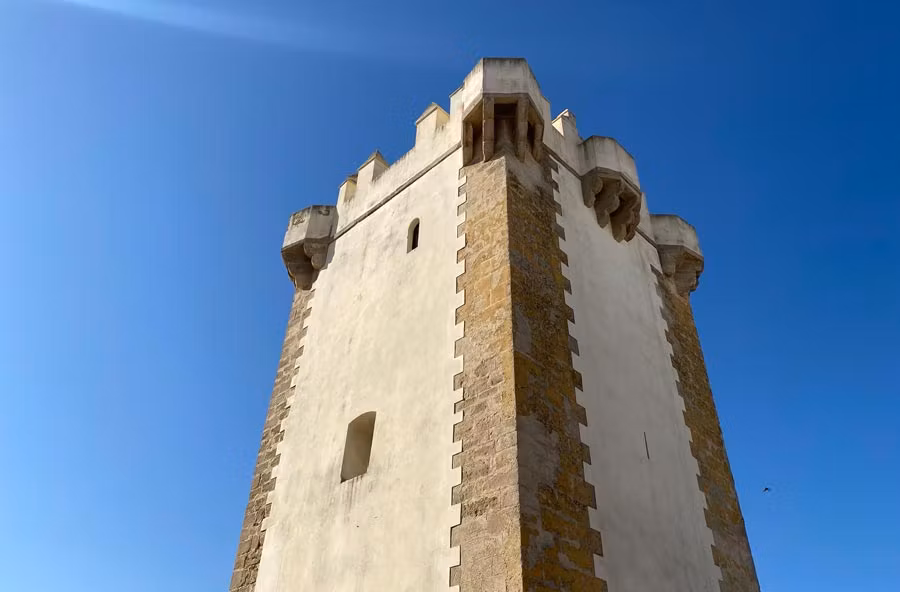 Torre de Guzmán el Bueno en Conil de la Frontera