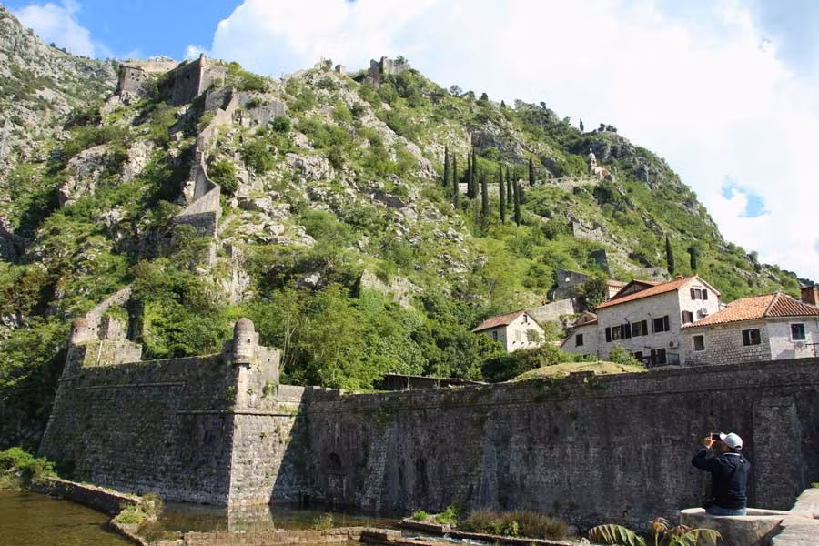 viaja sola, viajar a la costa del Adriático, viajar con amigas