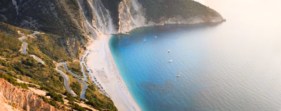 Playa de Myrtos en la isla de Kefalonia.