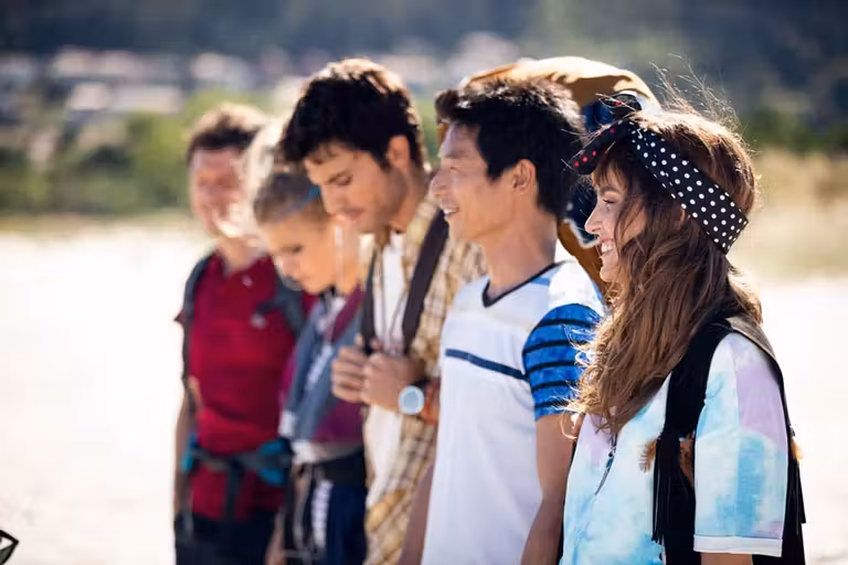 amigos del camino de santiago en 3 caminos