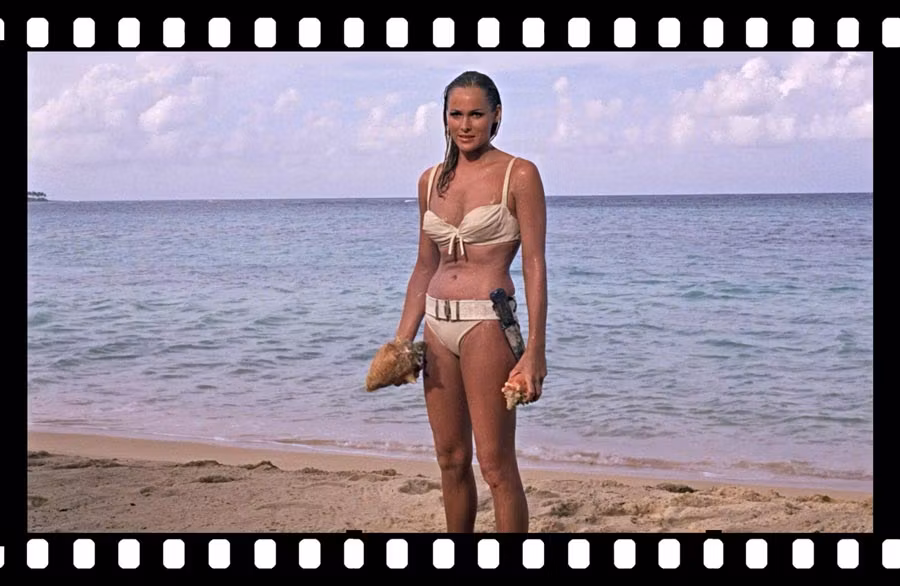 Ursula Andress en Agente 007 contra el Dr. No