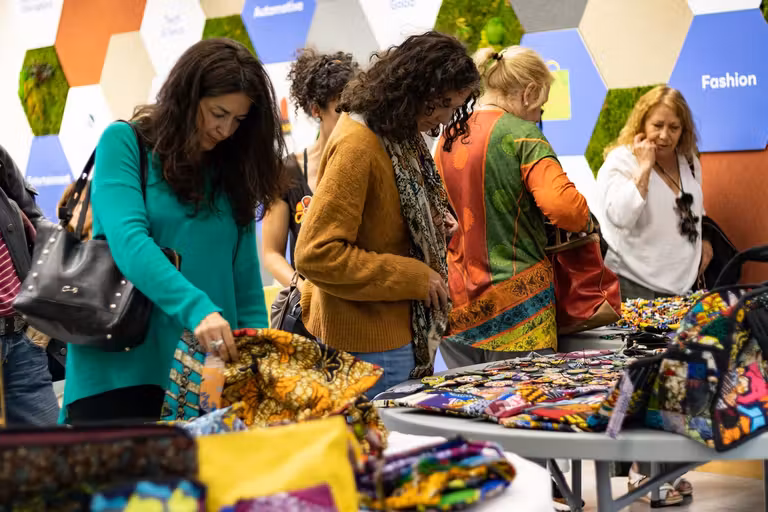 Mercadillo solidario africano.