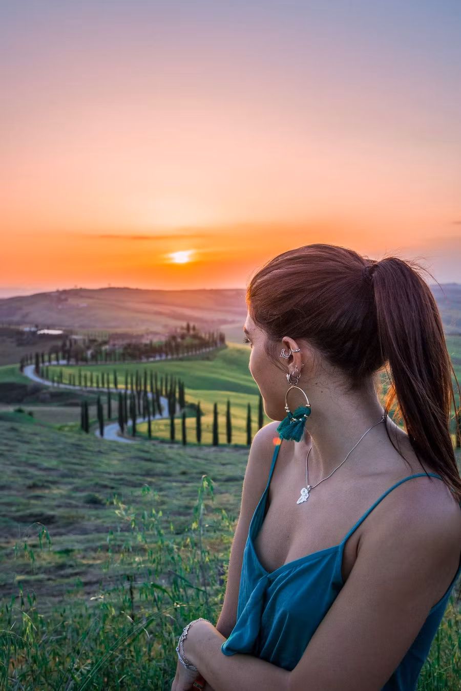 Mujer en Crete Senesi en Toscana