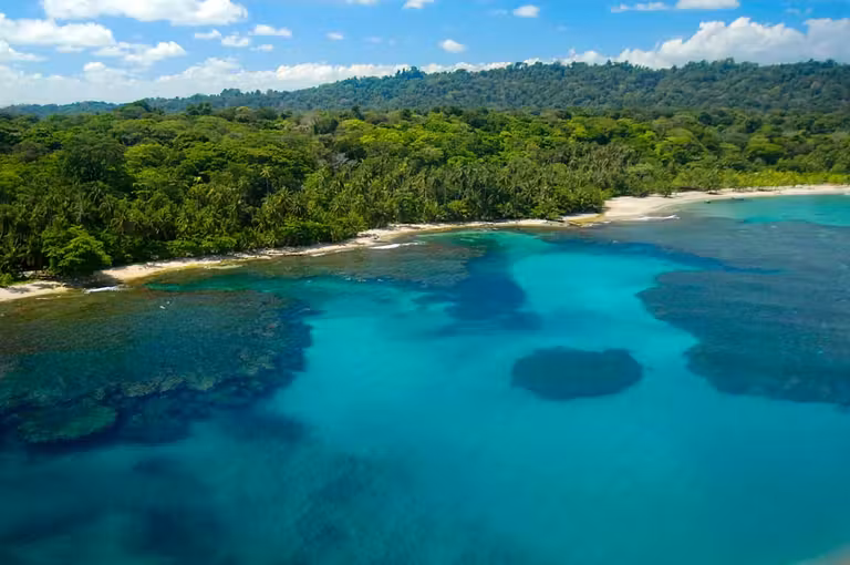 Gana un viaje a Costa Rica con Etheria Magazine