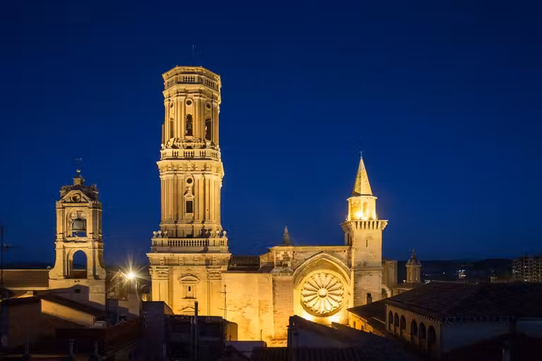 Desiertos de película y pinchos “de cine”: una ruta por las Bardenas Reales y Tudela