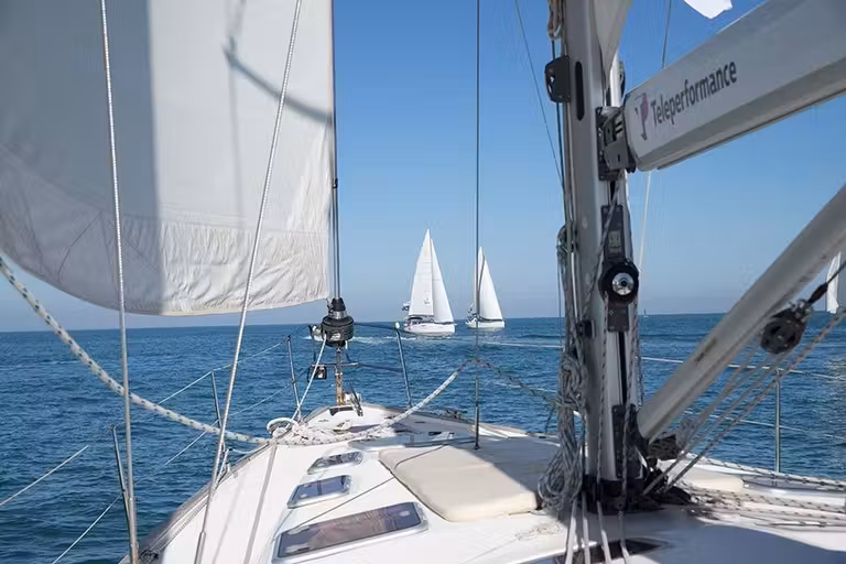 regata solidaria igualdad hombres y mujeres, regata mujeres valencia