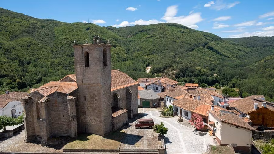 Montemayor del rio ruta del vino de la sierra de francia