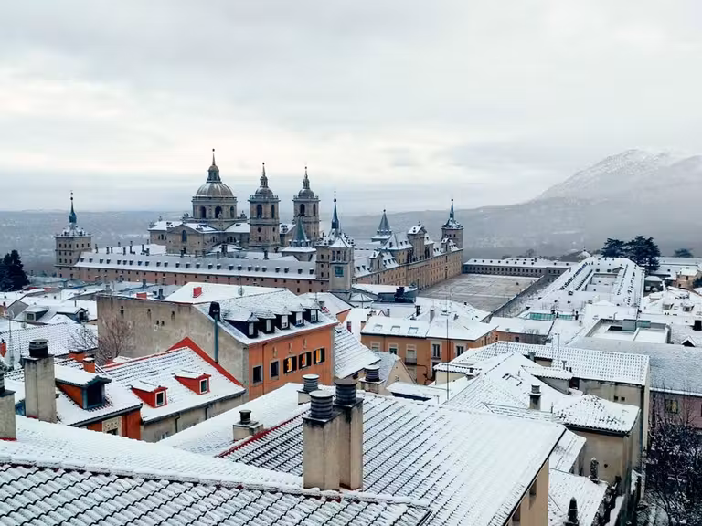 monasterio el escorial nevado