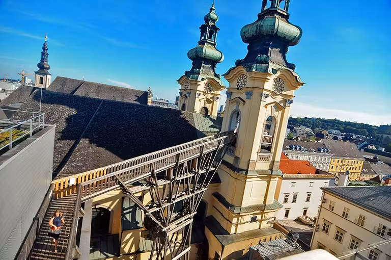 linz, que ver en linz, calles de link, visitas de Linz, viaje a austria, ooKulturquartier