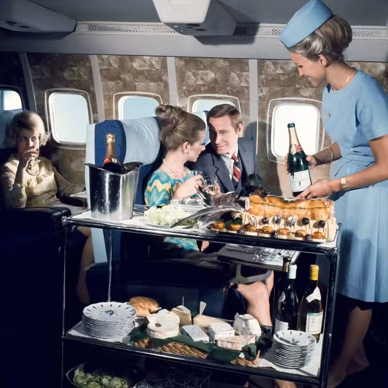 Servicio en la Première classe de Air France en 1960.