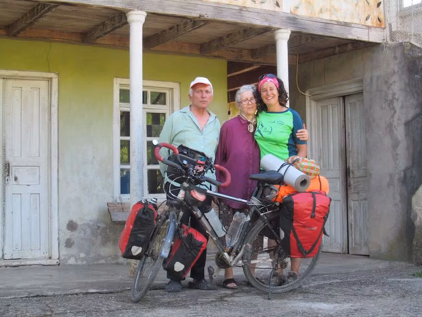 Yesenia Herrera se propuso recorrer el mundo en bicicleta.