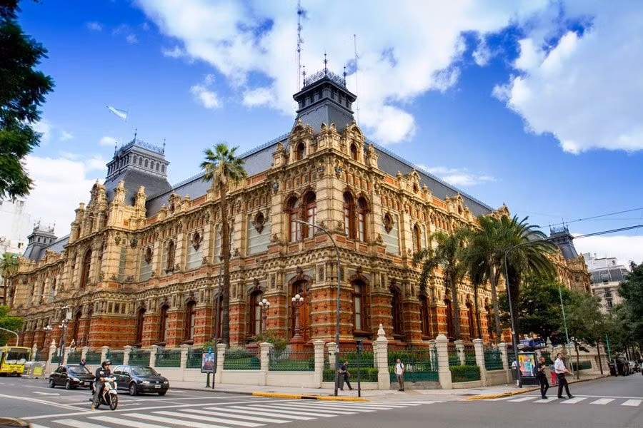 Descubre la ruta por la arquitectura más elegante de Buenos Aires