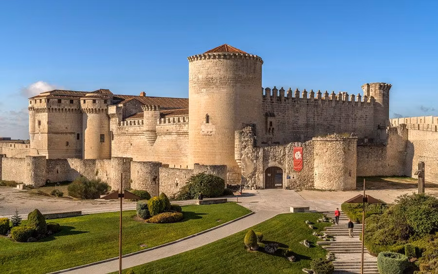 castillo de cuellar segovia