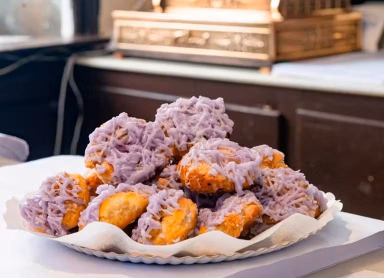 Las rosquillas de San Isidro se renuevan en cinco pastelerías históricas