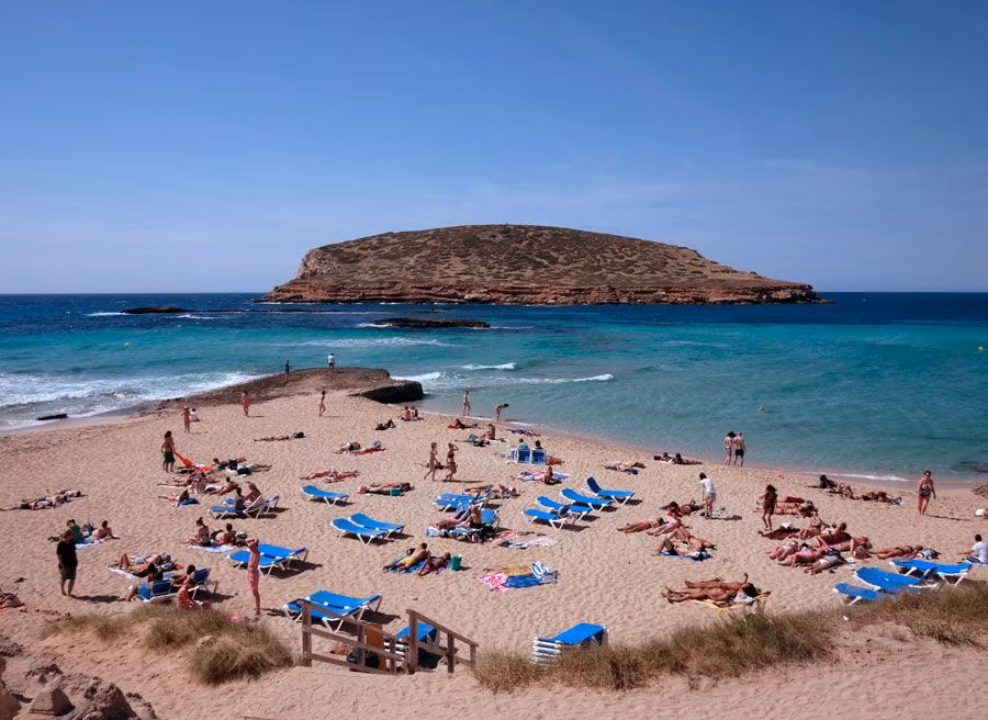 cala ibiza invierno
