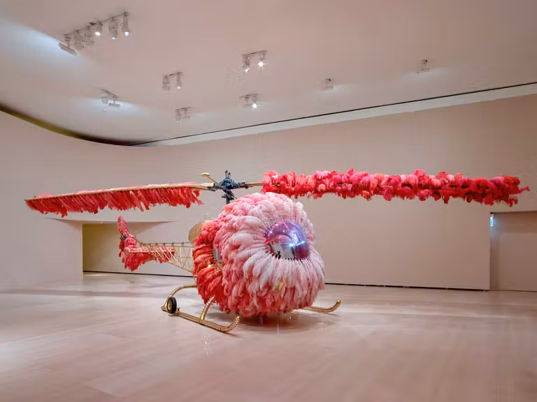 lilicoptere exposicion joana vasconcelos guggenheim bilbao