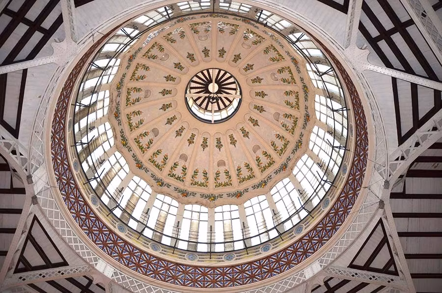 cupula mercado central valencia, viaje valencia, compras valencia, diseno valencia