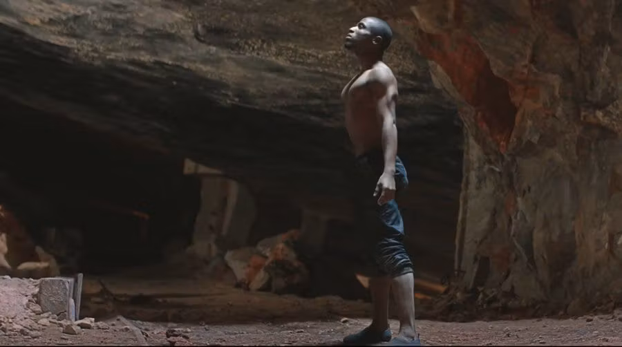 Fotograma del videoclip de Conchita.