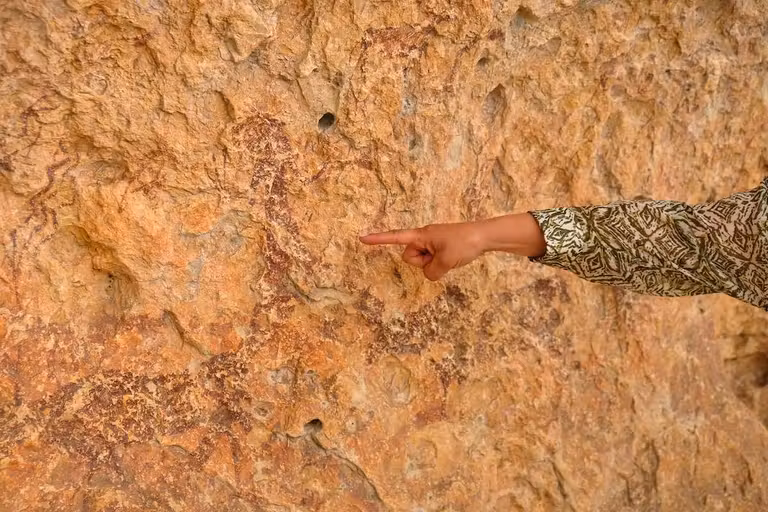 Pinturas de la Cueva de la Vieja, en Alpera.