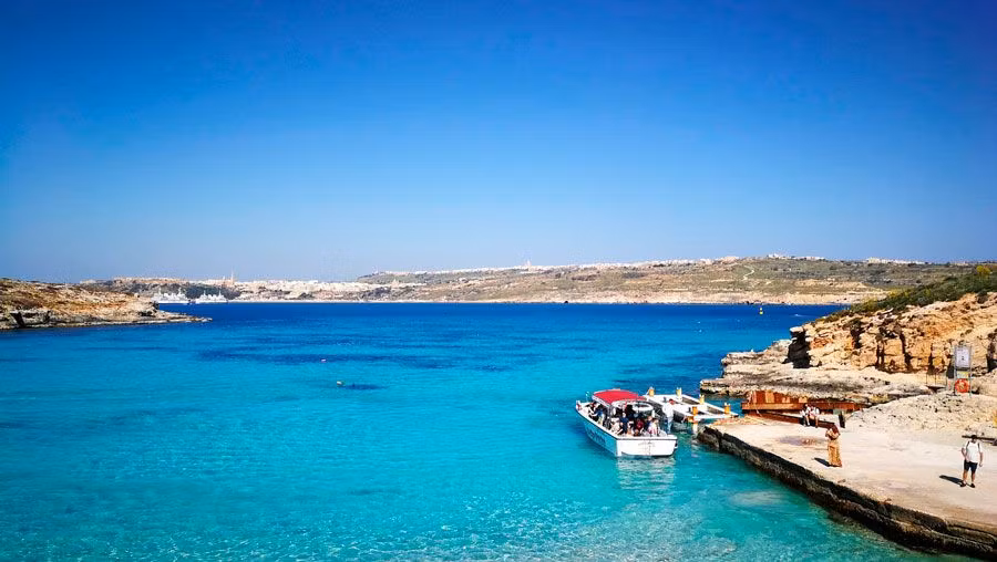 La Laguna Azul de la isla de Comino.