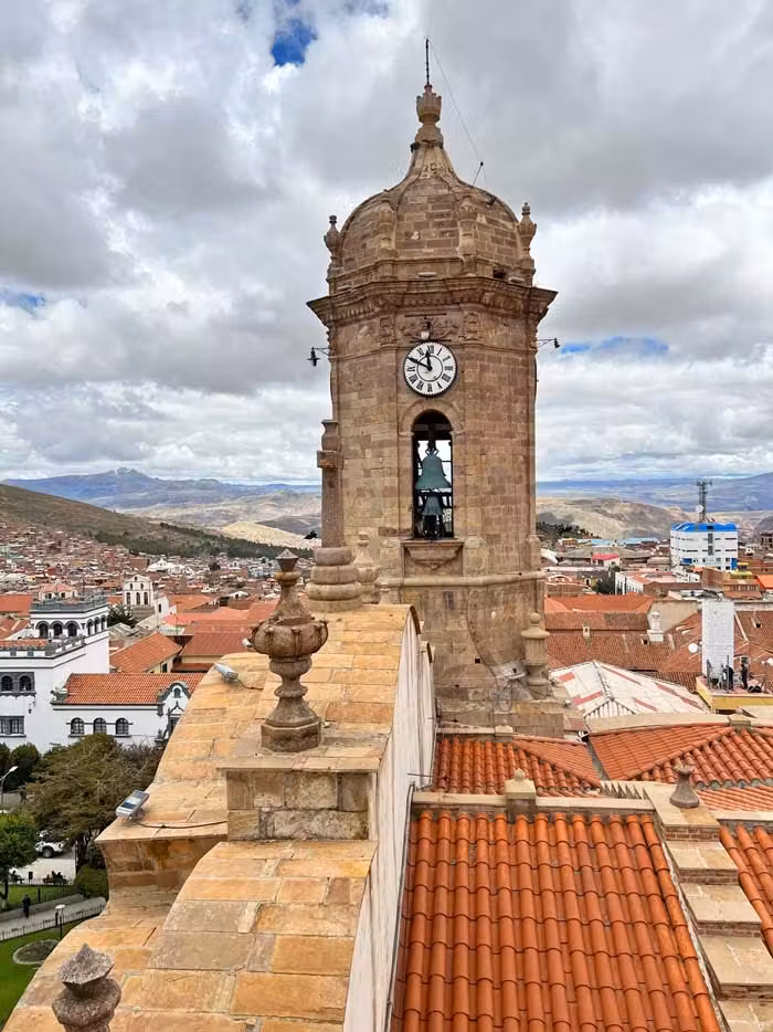 Torre de la catedral de Potosí