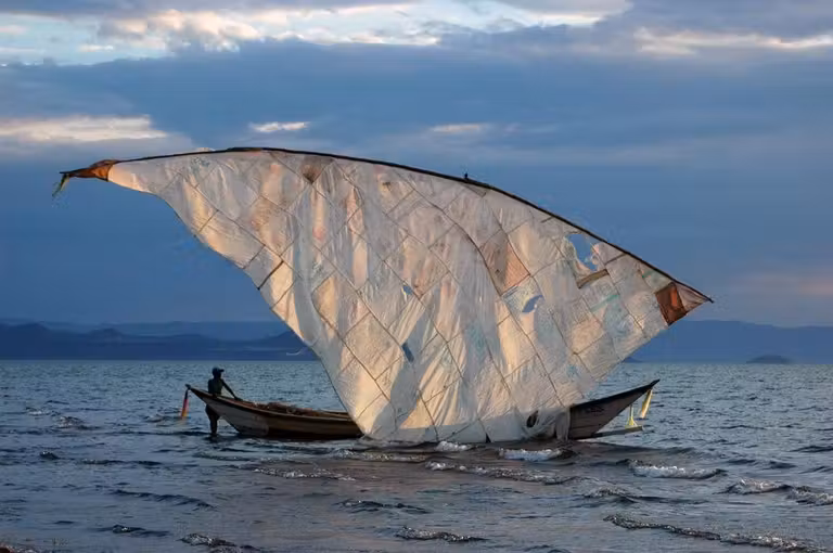 pescador lago turkana