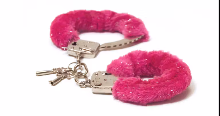 Esposas  del museo relaciones rotas