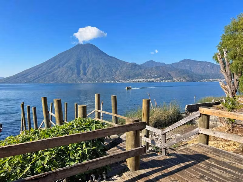 El lago Atitlán.