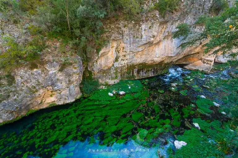 Río Escabas, a su paso por Priego.