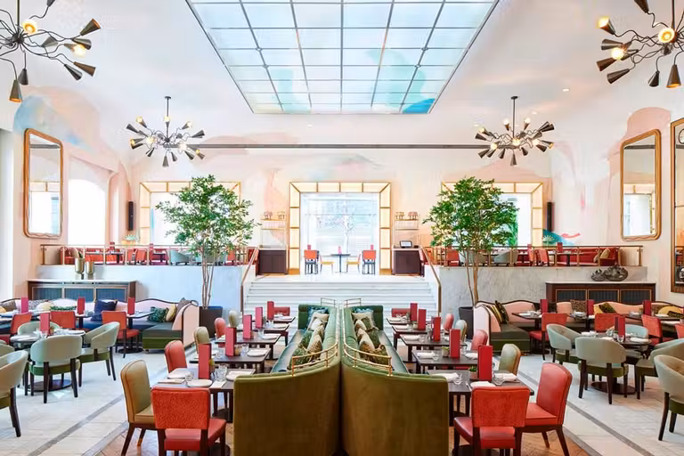 Lujoso interior del restaurante Frederick’s de Berlín.