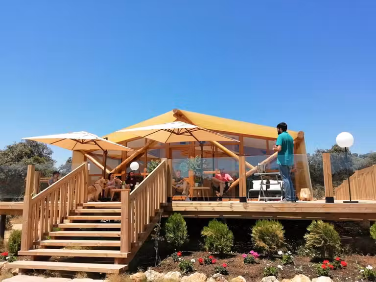 Cata de vinos en La Dehesa Experiencies